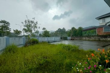 Taman Tasik Semenyih (Lake Residence)