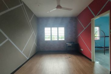 Taman Tasik Semenyih (Lake Residence)