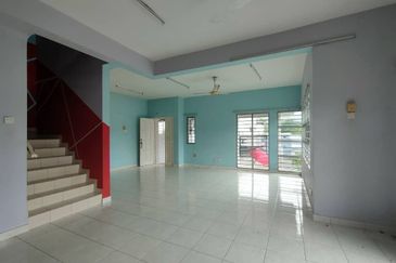 Taman Tasik Semenyih (Lake Residence)