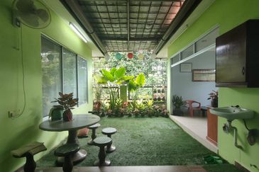 Taman Tasik Semenyih (Lake Residence)