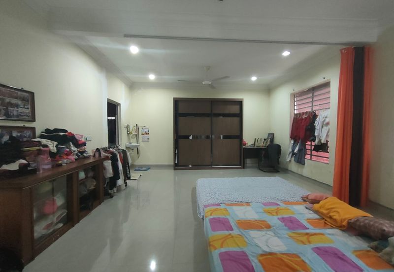 Taman Tasik Semenyih (Lake Residence)