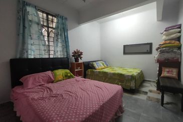 Taman Tasik Semenyih (Lake Residence)