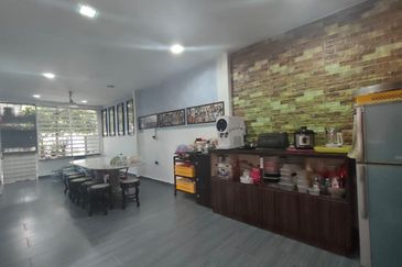 Taman Tasik Semenyih (Lake Residence)