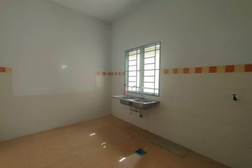 Taman Tasik Semenyih (Lake Residence)