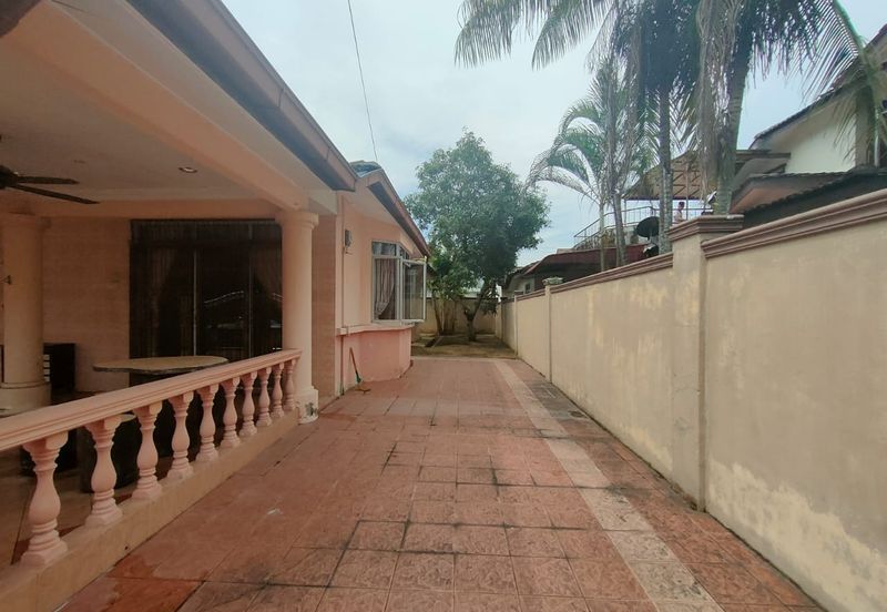 Taman Tasik Semenyih (Lake Residence)