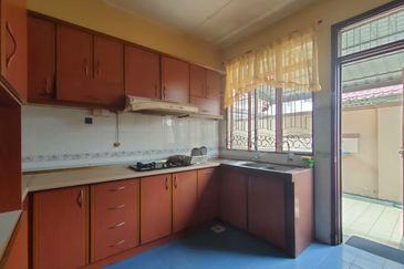 Taman Tasik Semenyih (Lake Residence)