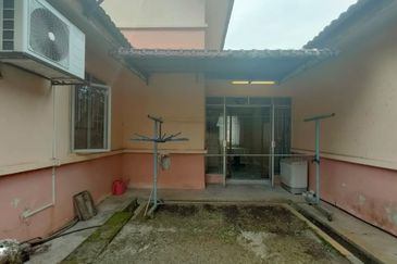 Taman Tasik Semenyih (Lake Residence)