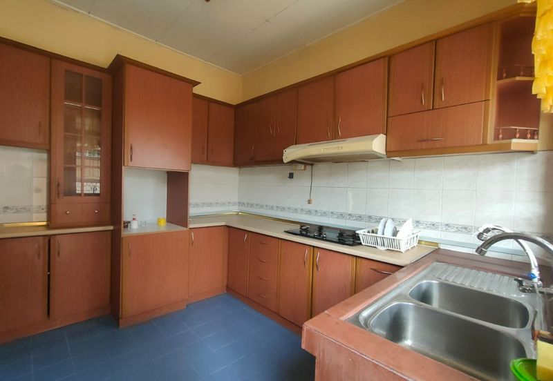 Taman Tasik Semenyih (Lake Residence)