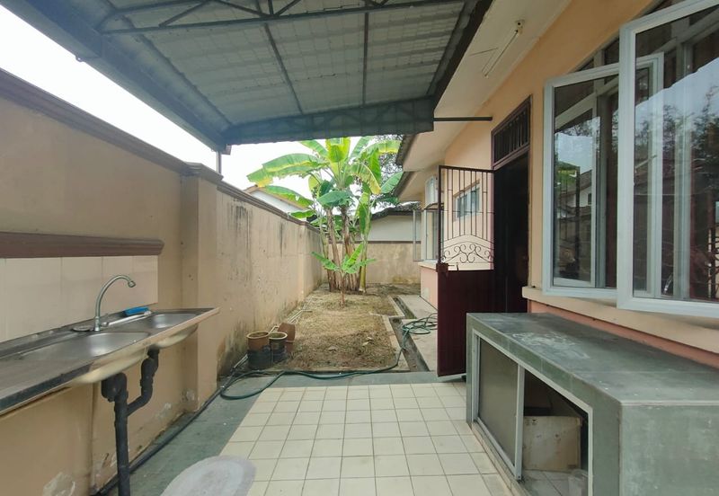 Taman Tasik Semenyih (Lake Residence)