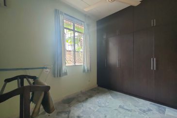 Taman Tasik Semenyih (Lake Residence)