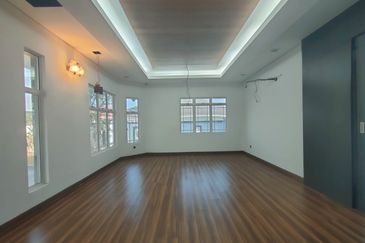 Impian Golf & Country Club