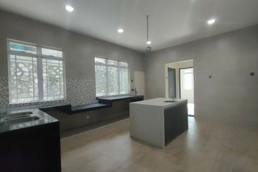 Impian Golf & Country Club