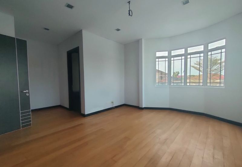 Impian Golf & Country Club