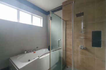 Impian Golf & Country Club