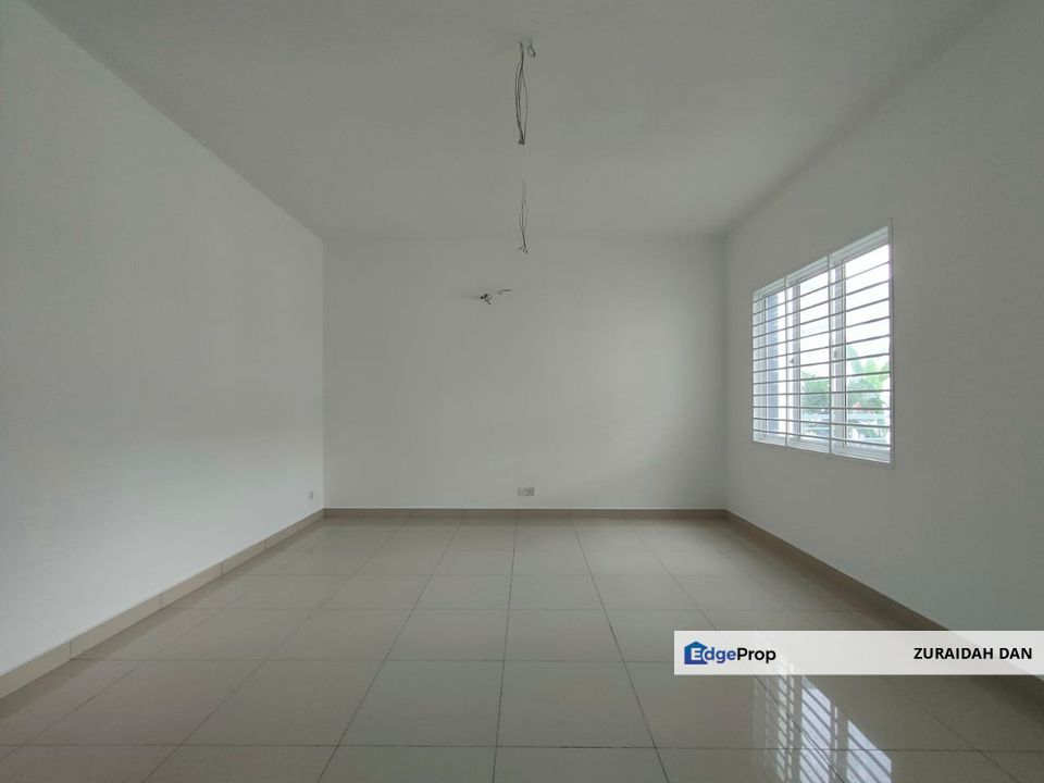 RENOVATED! 2 Storey Semi D @ Hillview Residence, Bandar Teknologi Kajang, Selangor, Semenyih
