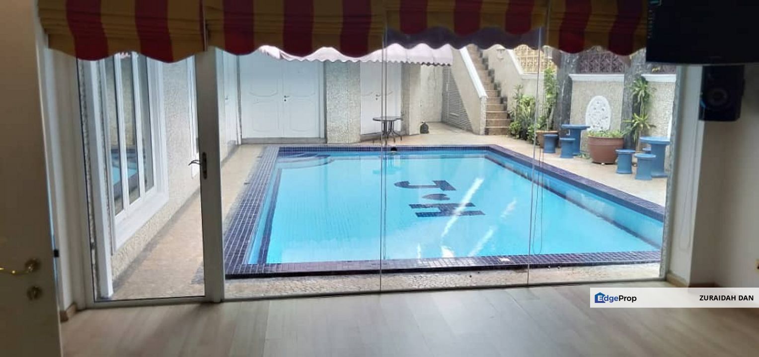 ITALIAN STYLE HOUSE WITH POOL! 3 Storey Bungalow @ Seksyen 8, Shah Alam, Selangor, Shah Alam