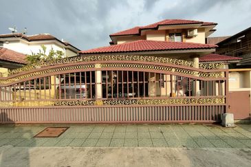 Taman Tasik Semenyih (Lake Residence)