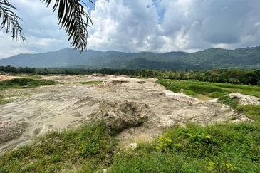 20 Acres Agriculture Land @ Chenderiang, Perak