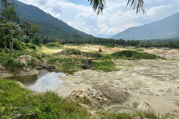 20 Acres Agriculture Land @ Chenderiang, Perak