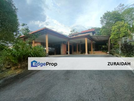 (22,106 SQ FT, SPACIOUS) 1.5 Storey Bungalow @ Sungai Kantan, Kajang, Selangor, Kajang