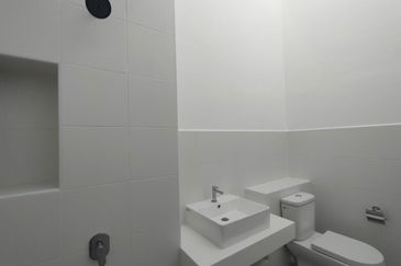 Hazelton @ Eco Forest 3