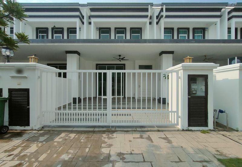 Merrydale @ Eco Majestic