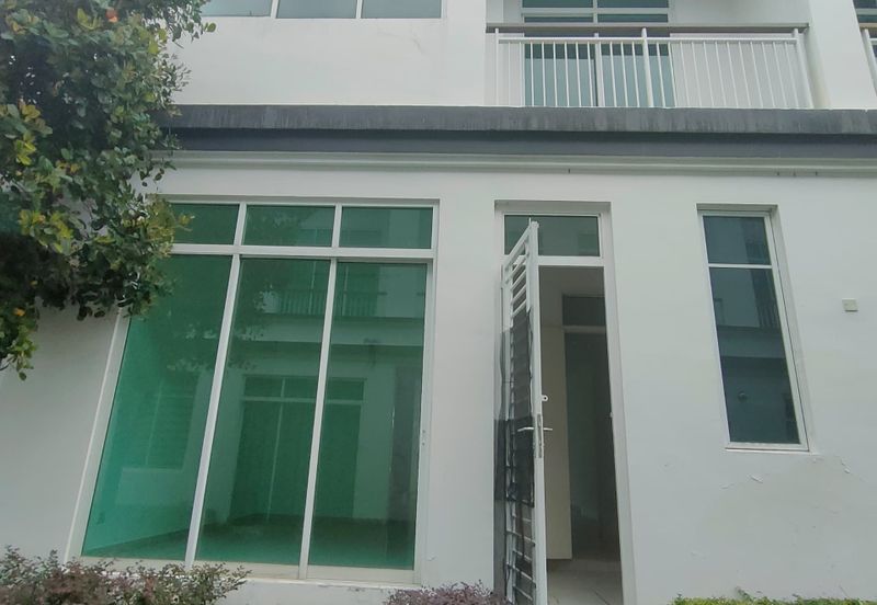 Merrydale @ Eco Majestic