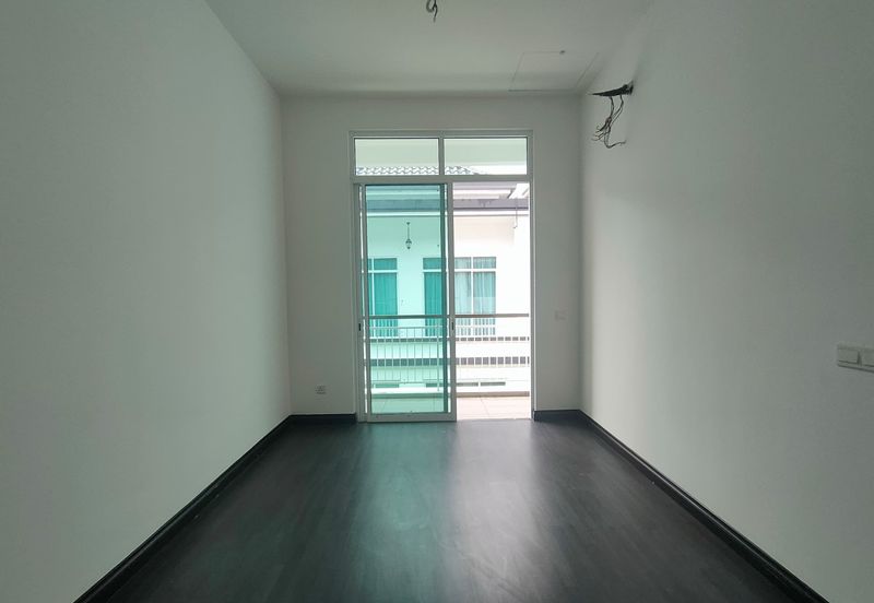 Merrydale @ Eco Majestic