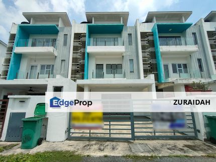 FACING OPEN! 3 Storey Terrace @ The Clover Homes, Semenyih, Selangor, Semenyih