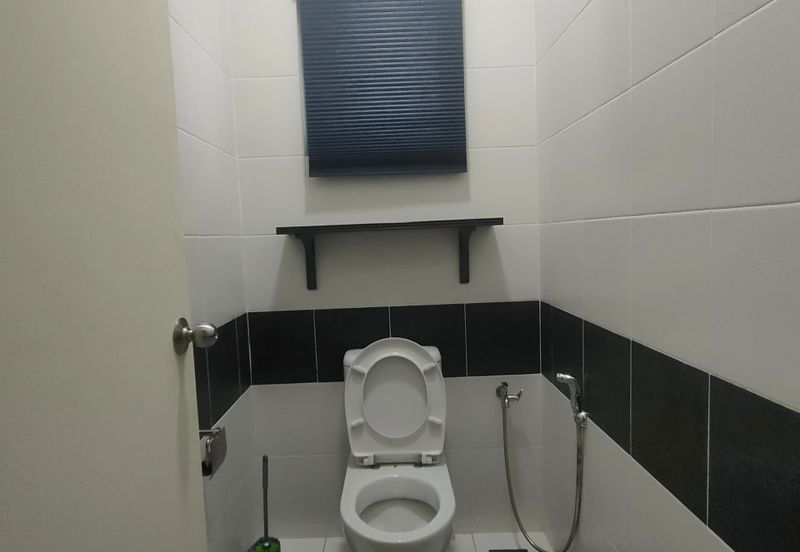 Brighton @ Eco Majestic