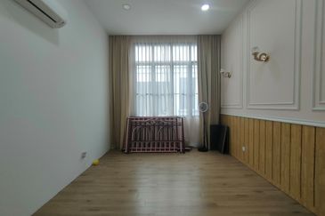 Brighton @ Eco Majestic