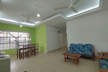 Taman Tasik Semenyih (Lake Residence)