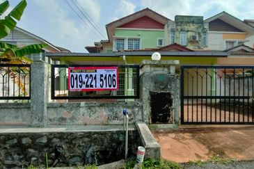 Taman Tasik Semenyih (Lake Residence)
