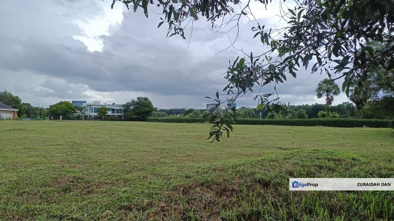 2.824 Acres Lakefront Commercial Land @ Perdana Lakeview East, Cyberjaya, Selangor, Cyberjaya
