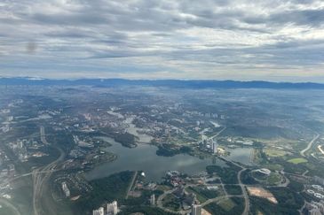 2.824 Acres Lakefront Commercial Land @ Perdana Lakeview East, Cyberjaya