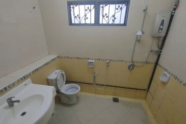 Primaya Bandar Tun Hussein Onn