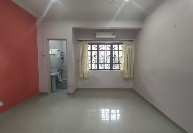 Suadamai, Bandar Tun Hussein Onn