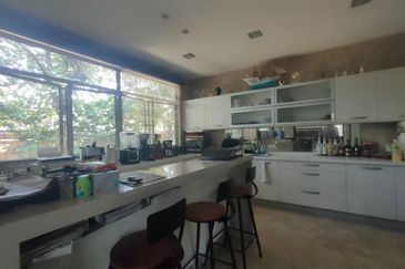 Changkat Kiara Surya