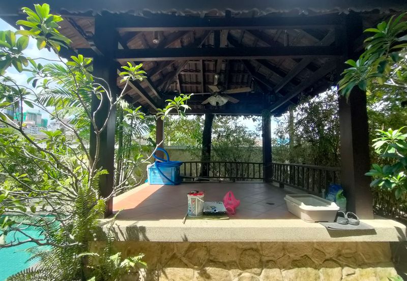 Changkat Kiara Surya