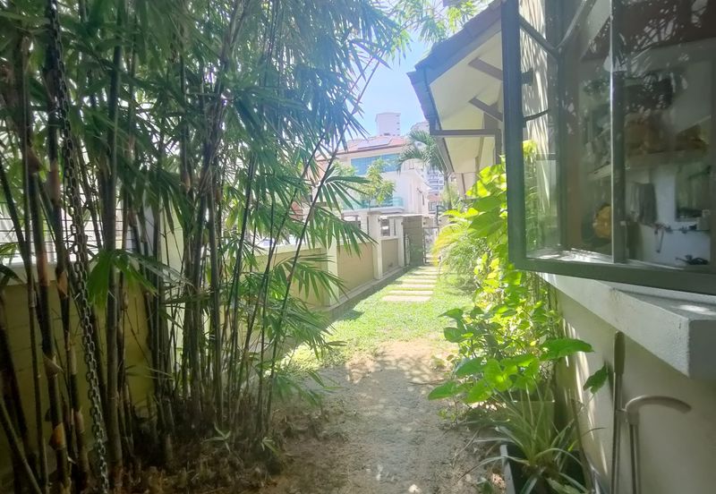 Changkat Kiara Surya