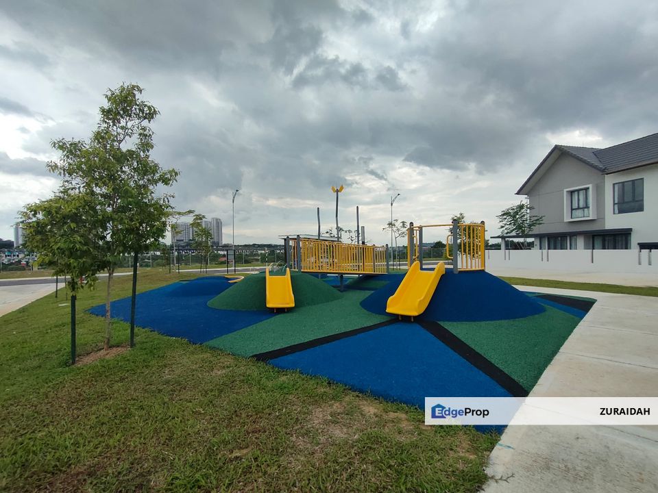 4,133 SQ FT! BRAND NEW! 2 Storey Semi D Serenia Aqila @ Serenia City, Sepang, Selangor, Sepang