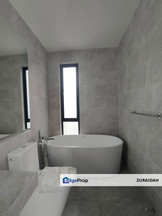 4,133 SQ FT! BRAND NEW! 2 Storey Semi D Serenia Aqila @ Serenia City, Sepang, Selangor, Sepang