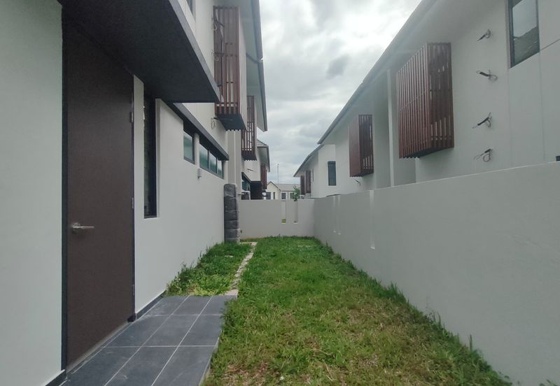 Serenia Aqila @ Serenia City