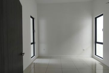 Serenia Aqila @ Serenia City