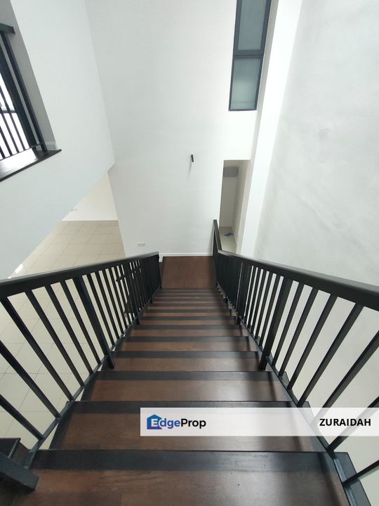 4,133 SQ FT! BRAND NEW! 2 Storey Semi D Serenia Aqila @ Serenia City, Sepang, Selangor, Sepang