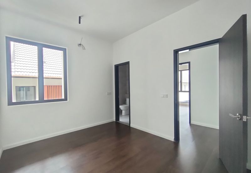 Serenia Aqila @ Serenia City