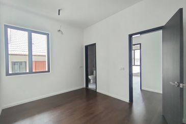 Serenia Aqila @ Serenia City