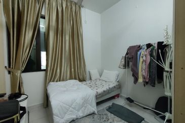 Avenue 2, Lake Valley