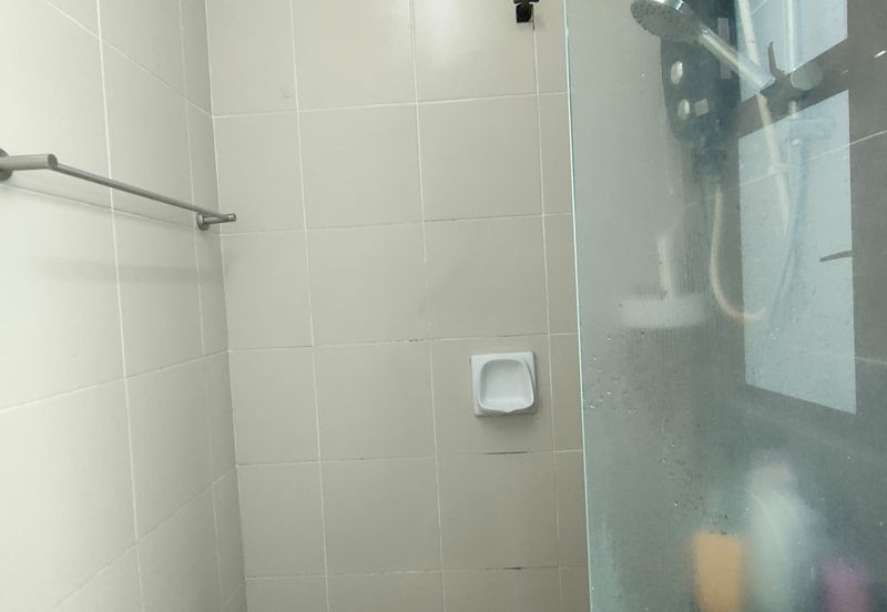 Avenue 2, Lake Valley