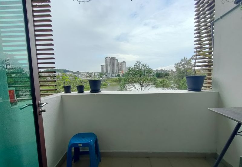 Avenue 2, Lake Valley